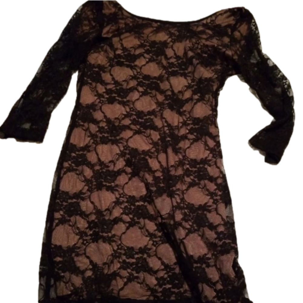 Dress - Picture 1 of 2